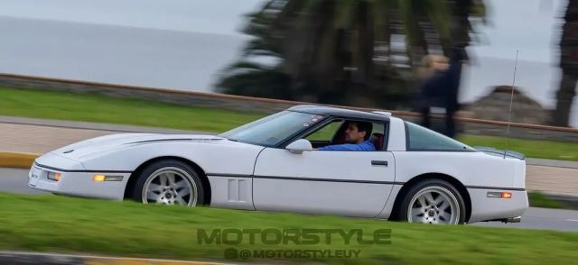 Chevrolet Corvette 5.7